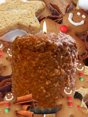Gingerbread Cookie Hearth Candle