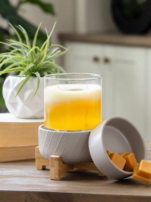 Wooden Pedestal 2-In-1 Classic Warmer